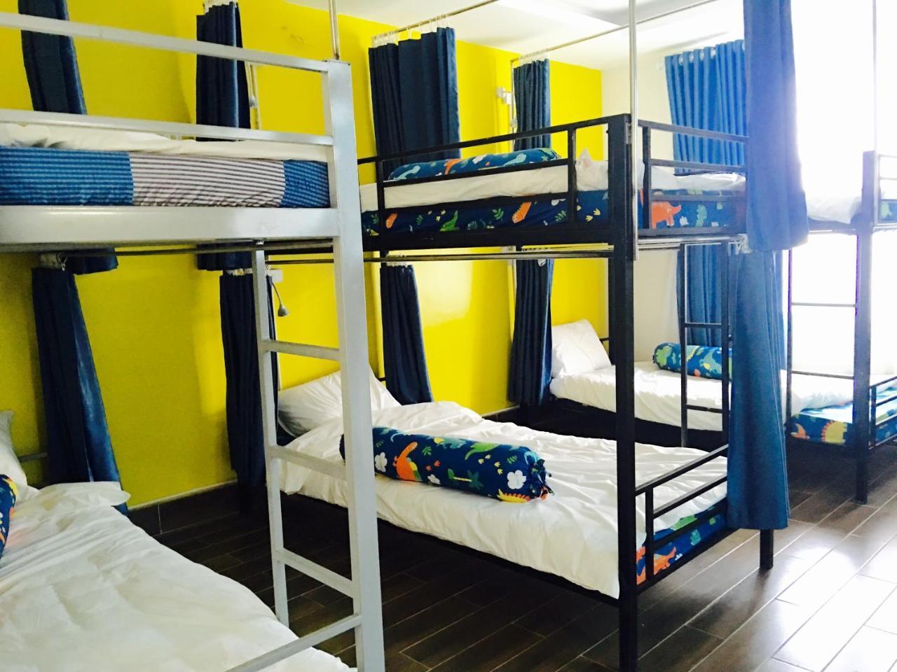Awa Downtown Hostel Hanoi Exterior photo