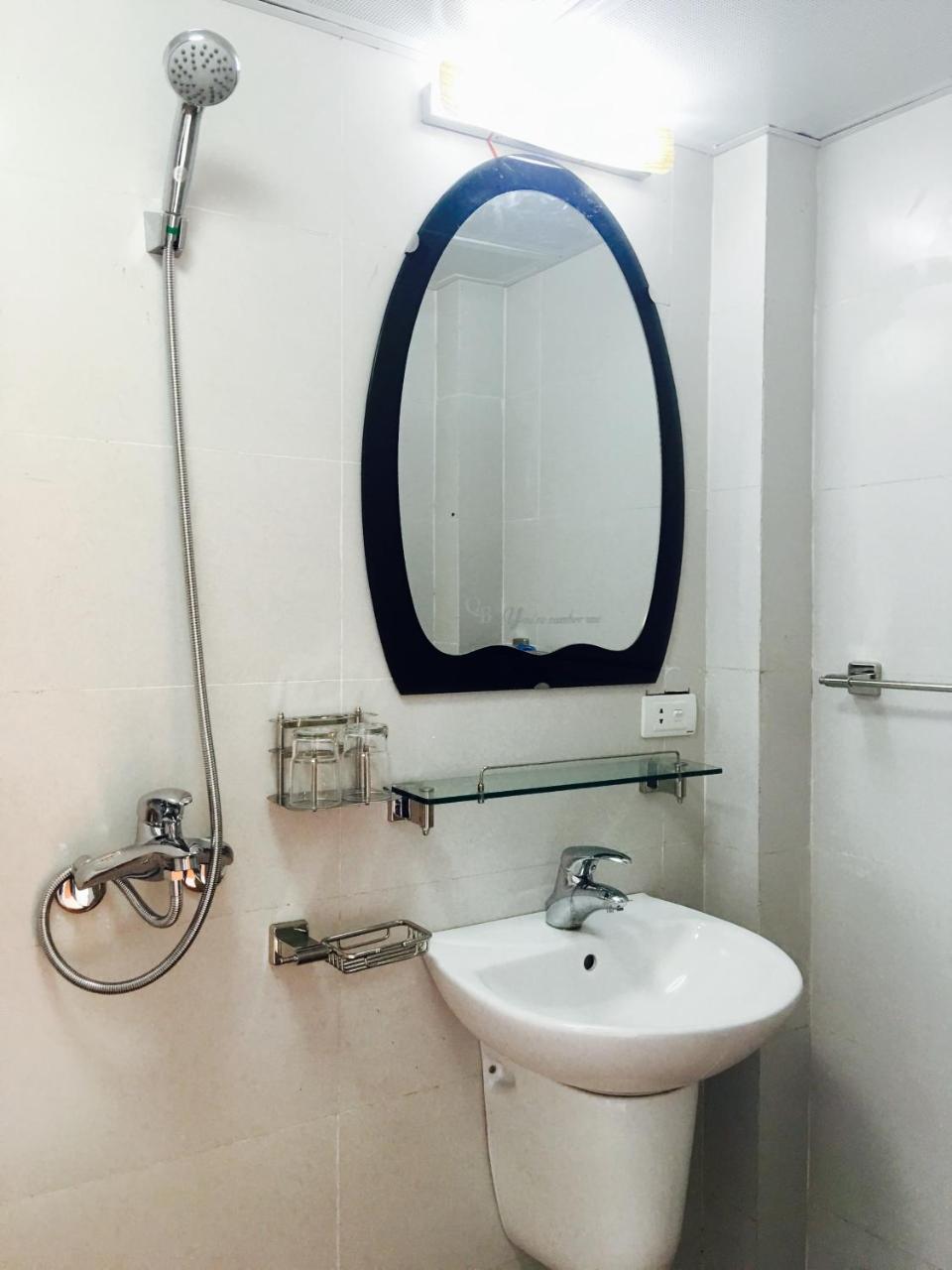 Awa Downtown Hostel Hanoi Exterior photo
